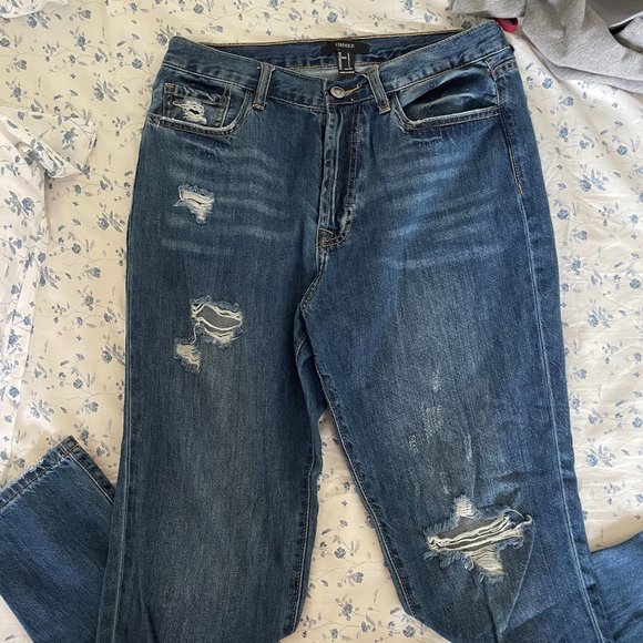 Forever 21 Size Large Blue Jeans Ripped - Picture 1 of 2